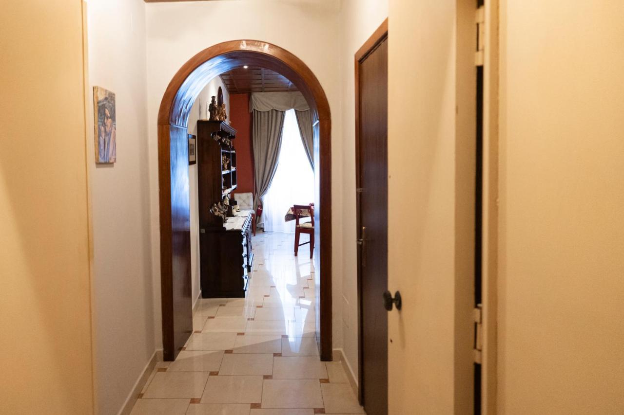 Affitta Camera Don Vittorio - Napoli Portacapuana Ngoại thất bức ảnh